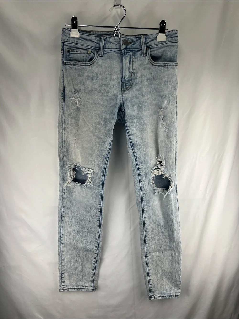 American Eagle - Men’s Jeans - Flex - 30x30 - Distressed - Light Blue